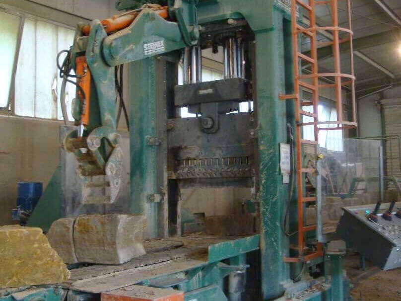 2_Menhir-1000x1100-640-Ton_germania - Steinex